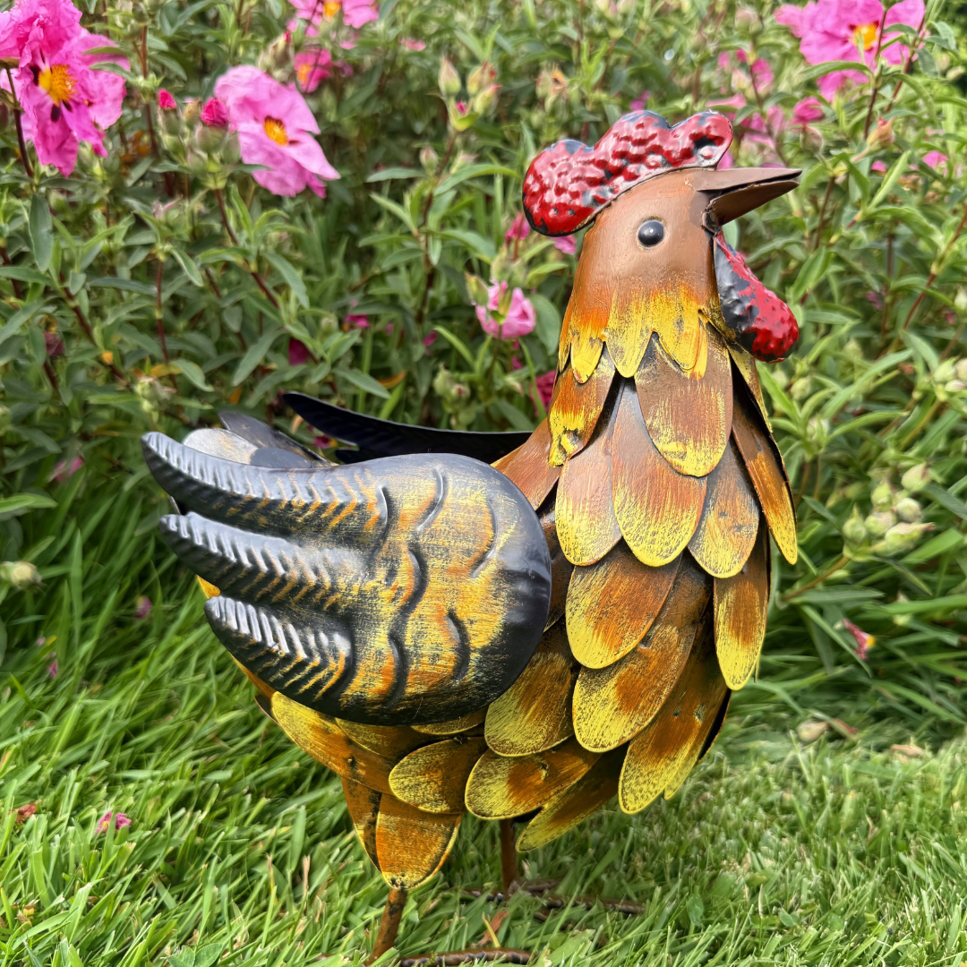 Garden Ornament - Hen